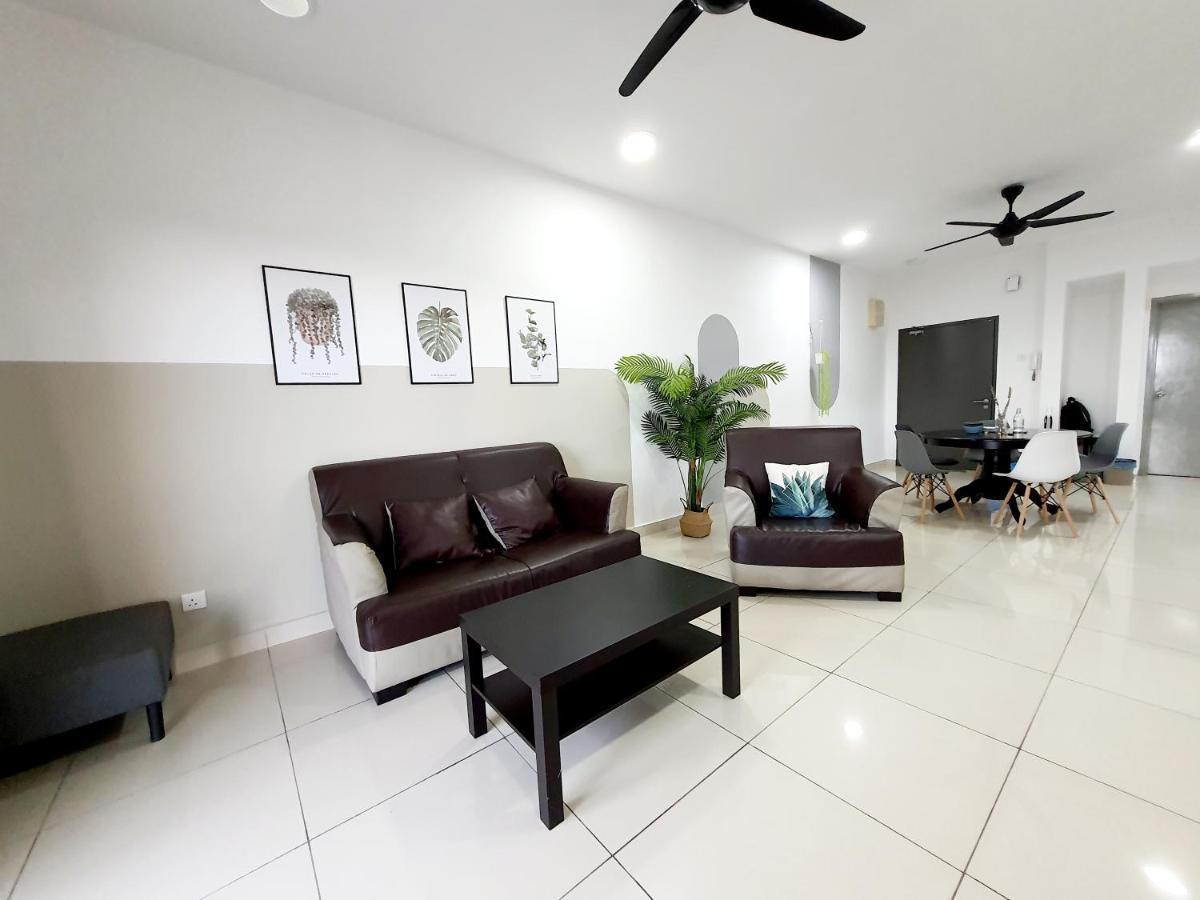 Apartament Residensi Flora Seri Kembangan Zewnętrze zdjęcie