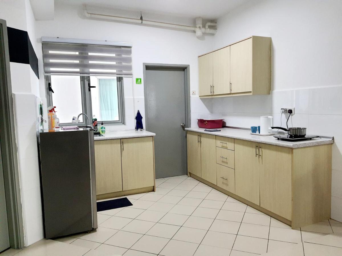 Apartament Residensi Flora Seri Kembangan Zewnętrze zdjęcie