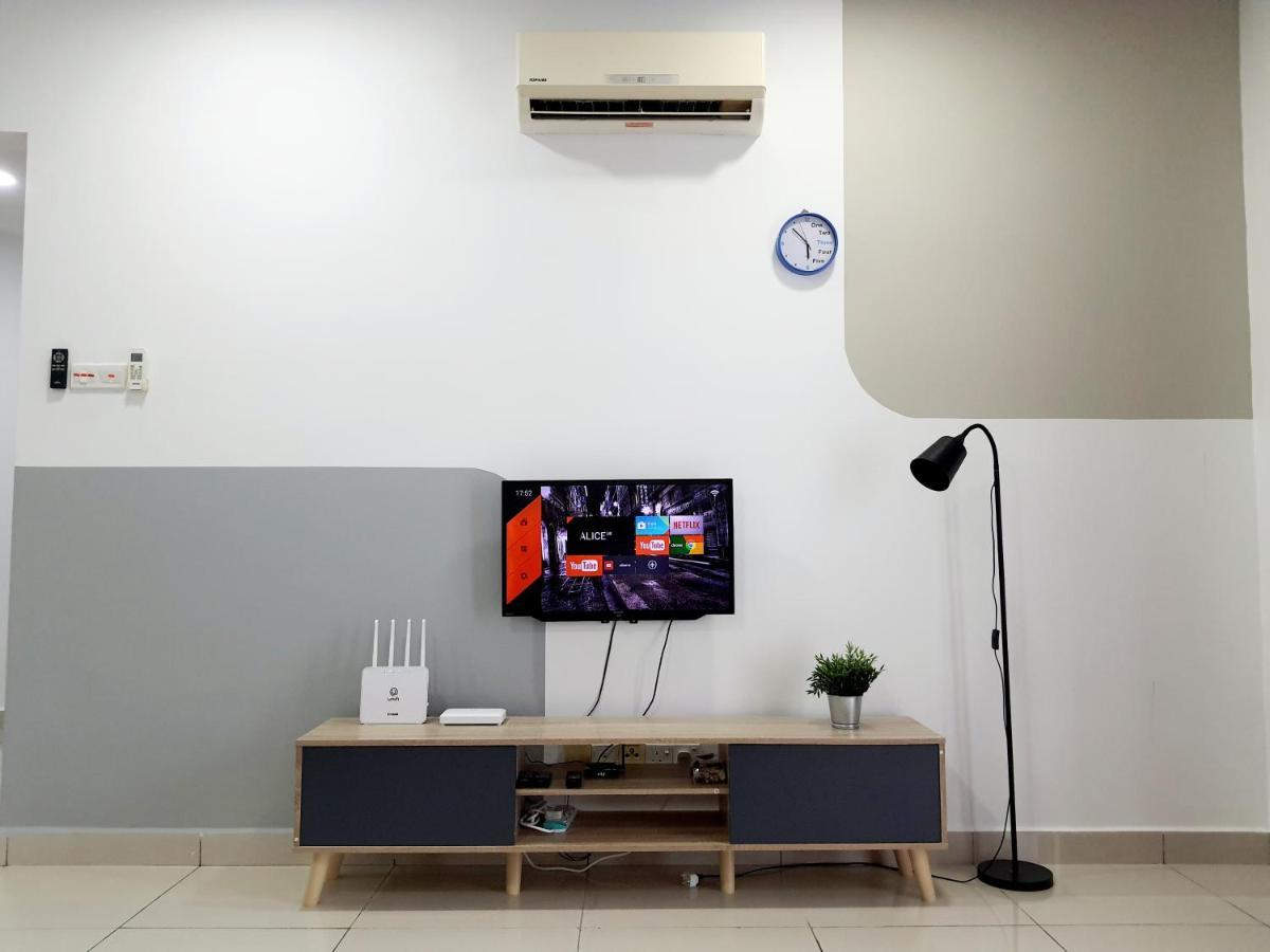 Apartament Residensi Flora Seri Kembangan Zewnętrze zdjęcie