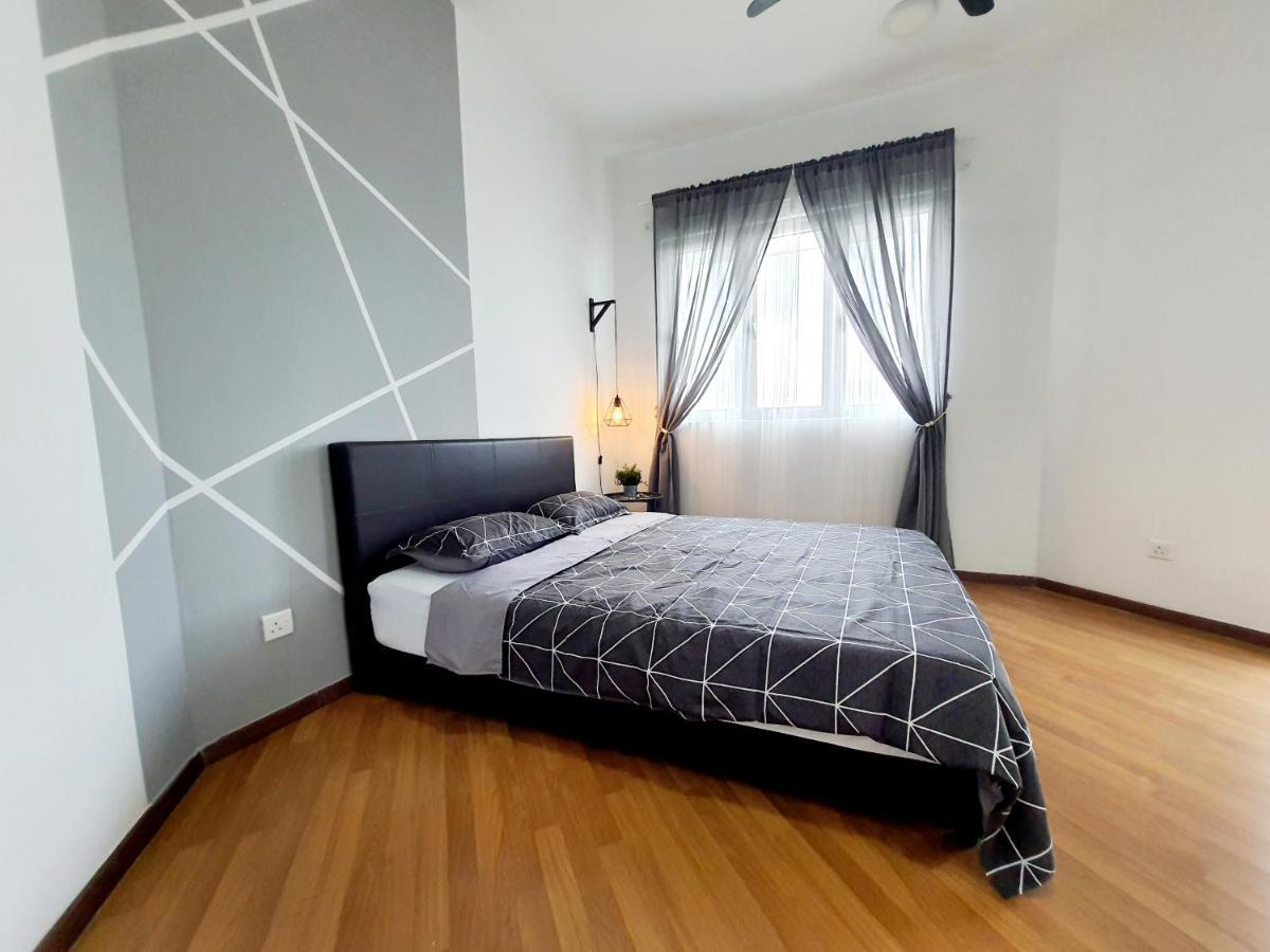 Apartament Residensi Flora Seri Kembangan Zewnętrze zdjęcie