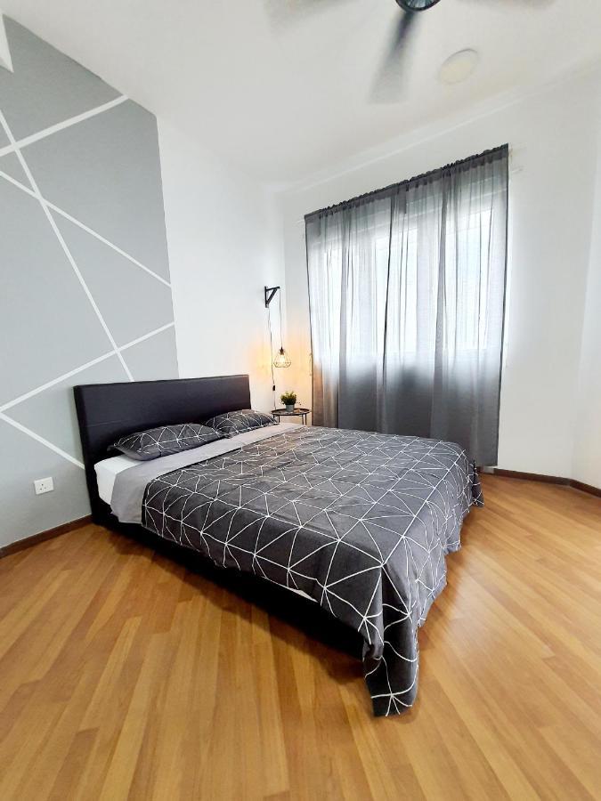 Apartament Residensi Flora Seri Kembangan Zewnętrze zdjęcie