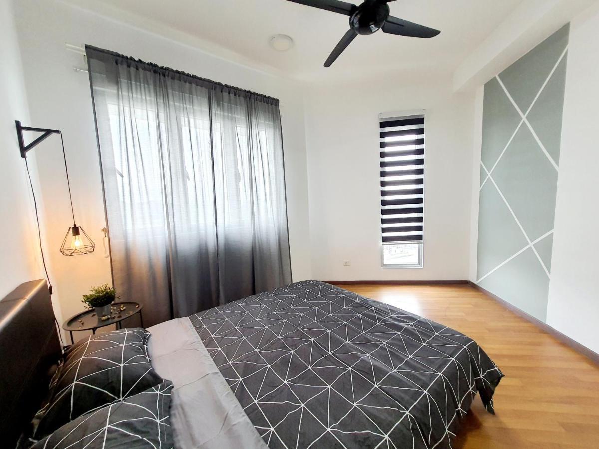 Apartament Residensi Flora Seri Kembangan Zewnętrze zdjęcie