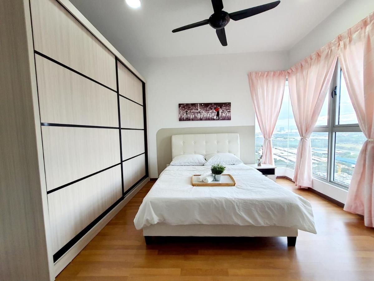 Apartament Residensi Flora Seri Kembangan Zewnętrze zdjęcie